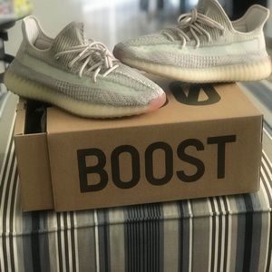 Yeezy Boost 350 v2 citrin shoes